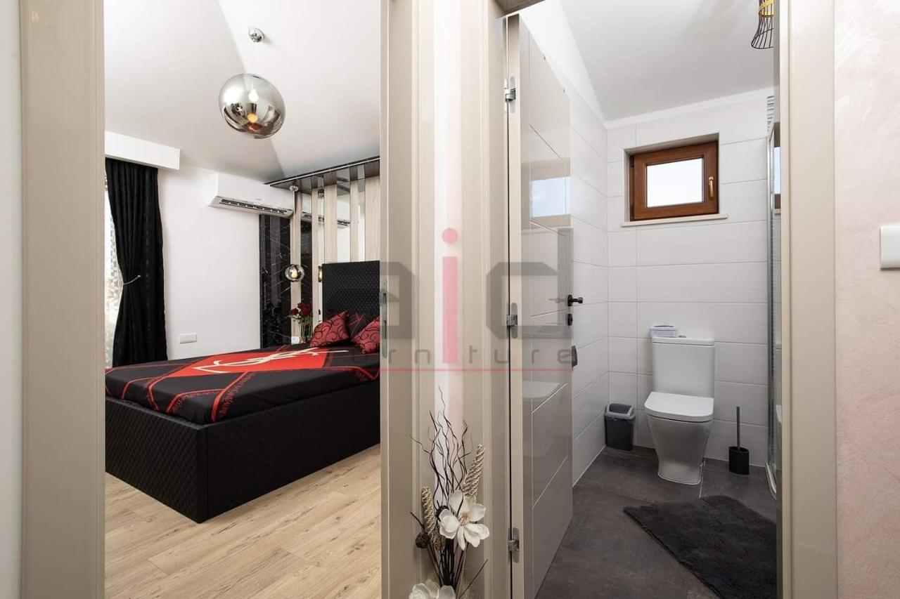 Apartamento Pula Porta Aurea & Wellness Oasis Exterior foto